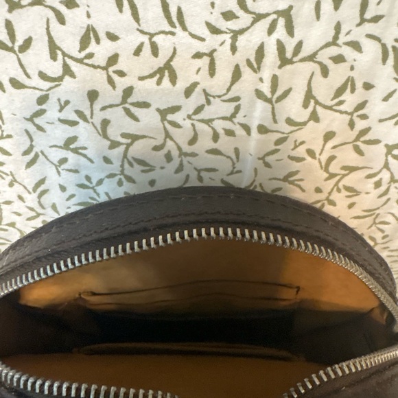 Patricia Nash Leather Floral Women’s Handbag - Picture 3 of 3